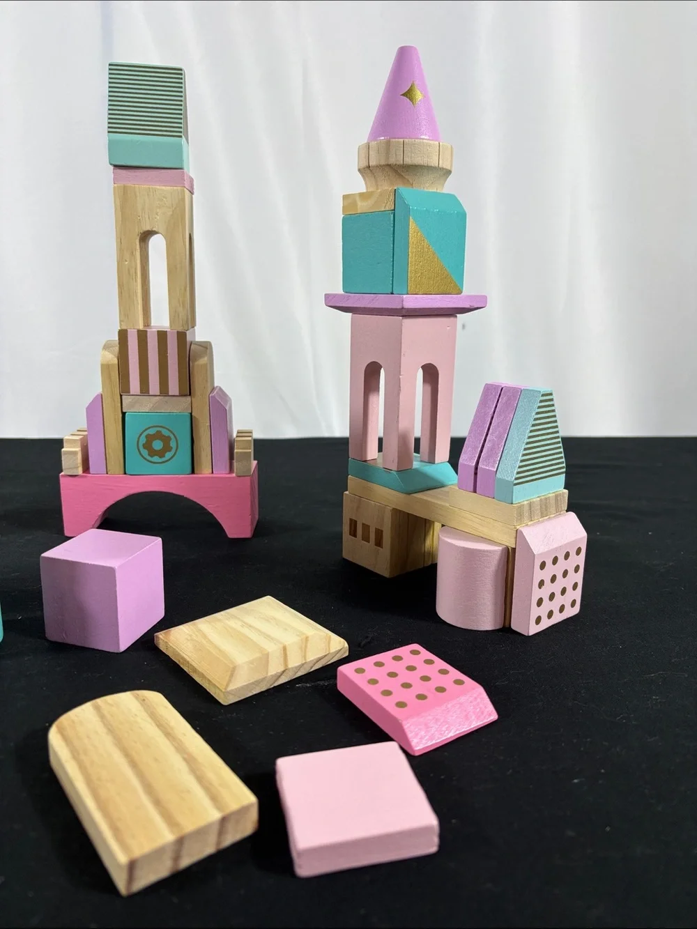 FAO Schwarz Pastel Wooden Building Block Castle Set - Pink & Teal 74 pieces